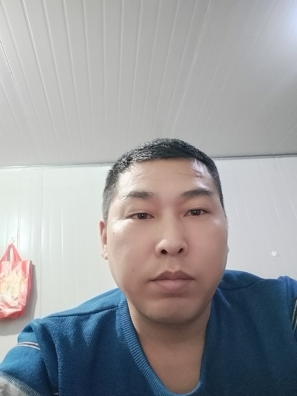 开着拖拉机去兜风的第一张照片--金门相亲网