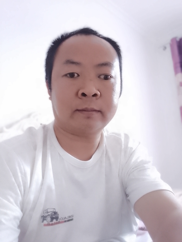 张家小伙子的第四张照片--金门相亲网