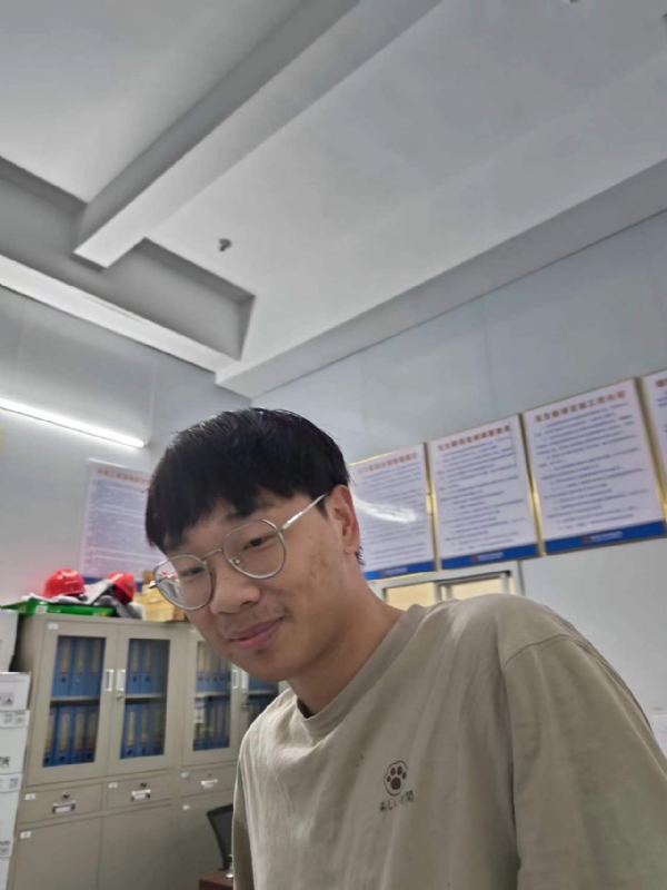 牛子弟的第一张照片--金门相亲网