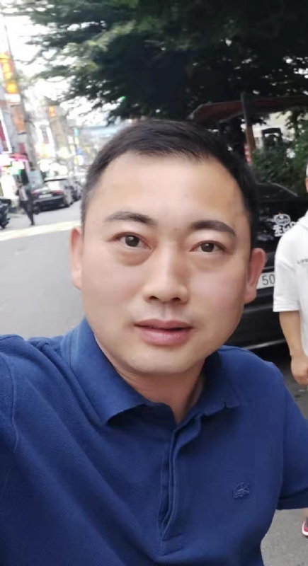 李龙的第一张照片--金门相亲网