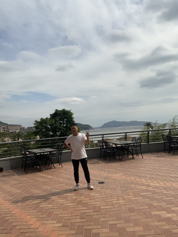 心酸瑟果的第一张照片--金门相亲网