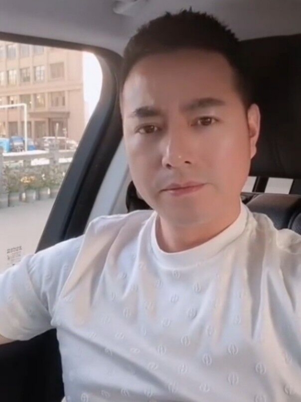 勿忘初心的第一张照片--金门相亲网