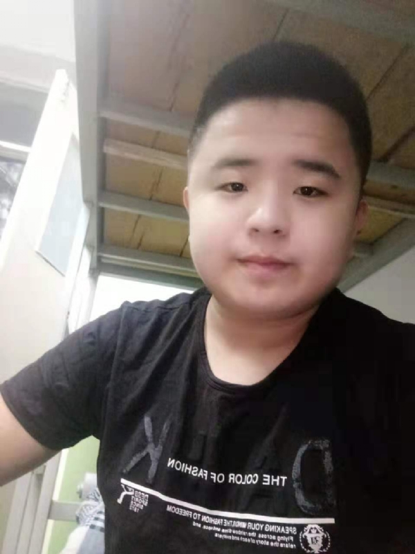 打小就爱淘气的第一张照片--金门相亲网