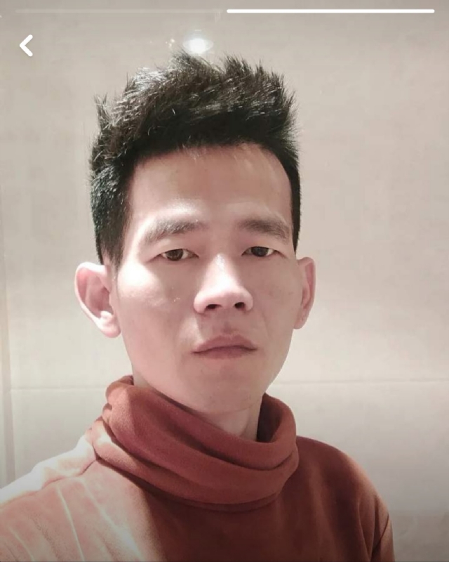 白了少年头的第一张照片--金门相亲网