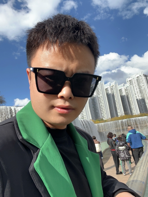 子阳的第一张照片--金门相亲网