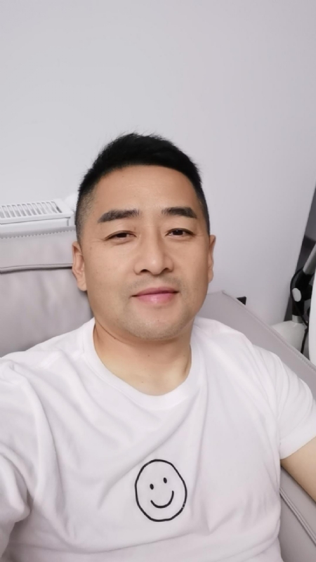 向阳而生的第一张照片--金门相亲网