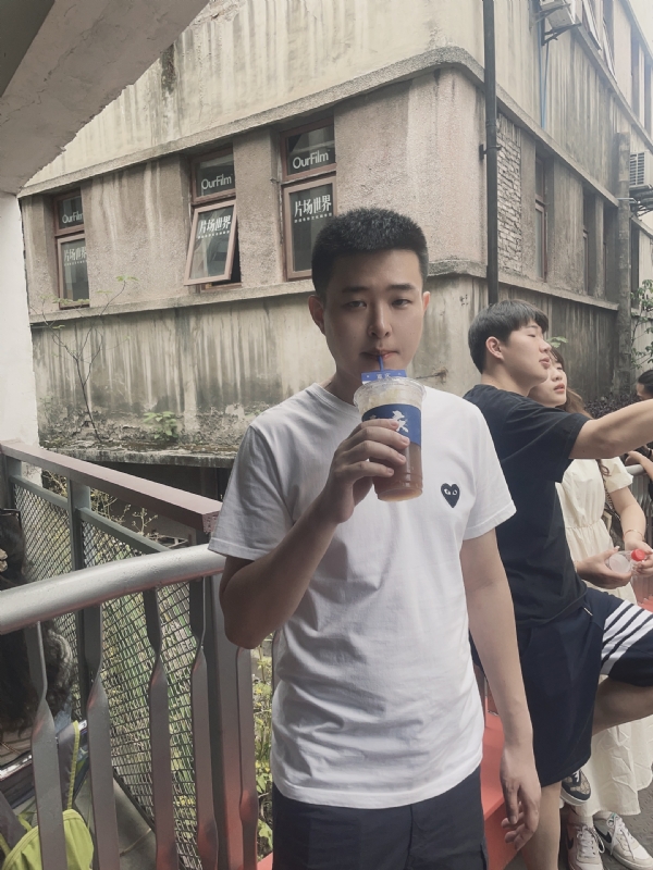 尚龙的第二张照片--金门相亲网
