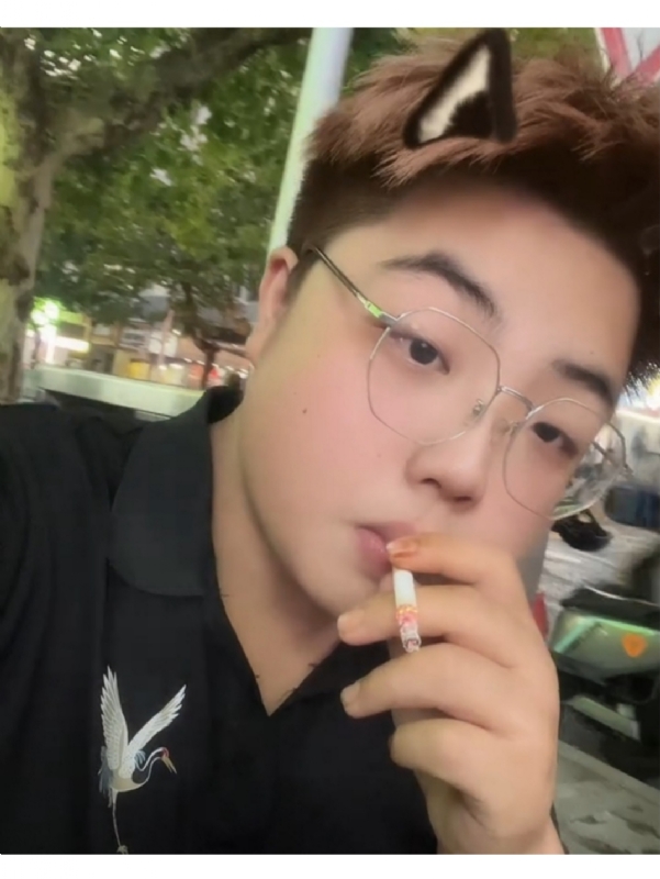 不循环的缘的第一张照片--金门相亲网