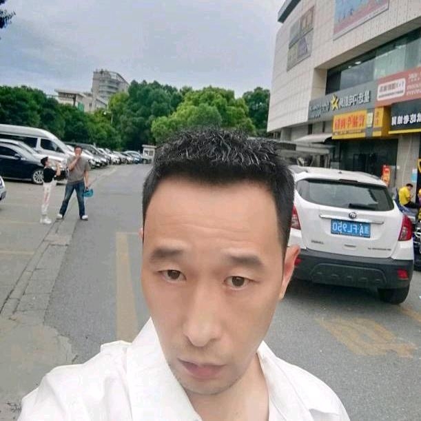 小林的第三张照片--金门相亲网