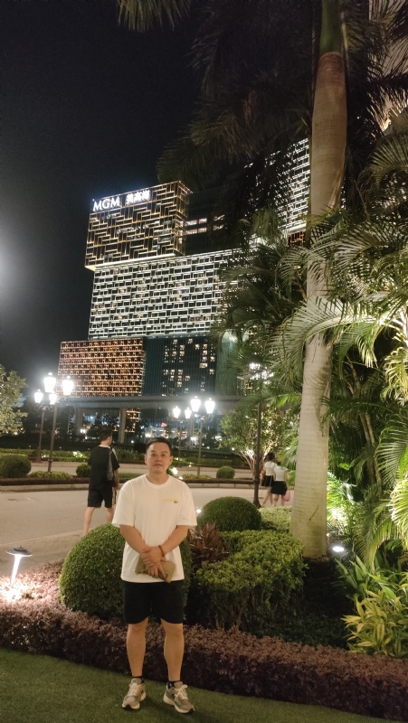 熟悉的身影的第一张照片--金门相亲网