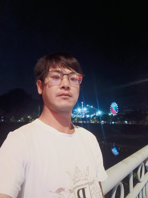任豐的第一张照片--金门相亲网
