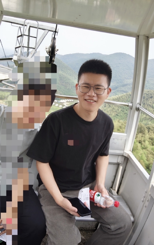 奔奔笨笨的第一张照片--金门相亲网
