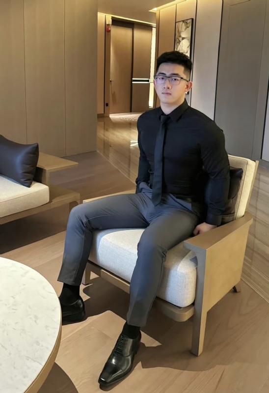 李寒外改英文可家的第一张照片--金门相亲网