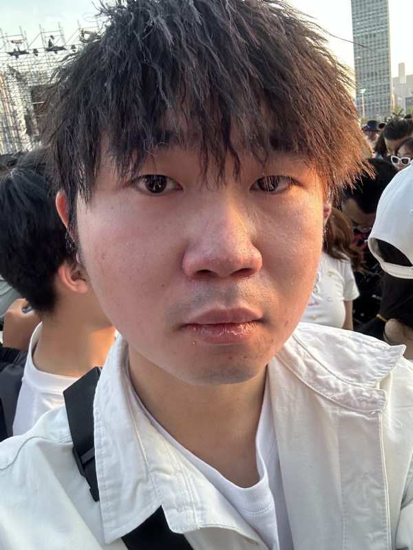 会修电脑的小杨的第一张照片--金门相亲网