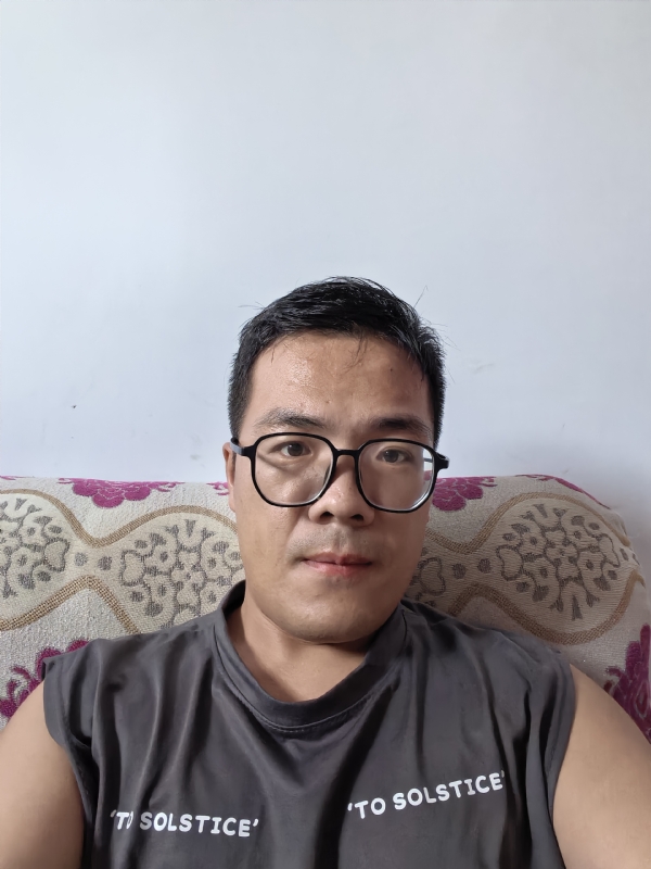 卫TF的第四张照片--金门相亲网